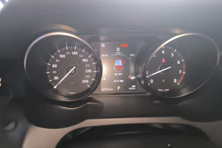 Used Land Rover Range Evoque 2018 240 PS SE Smart Brilliance Edition Instrument Cluster