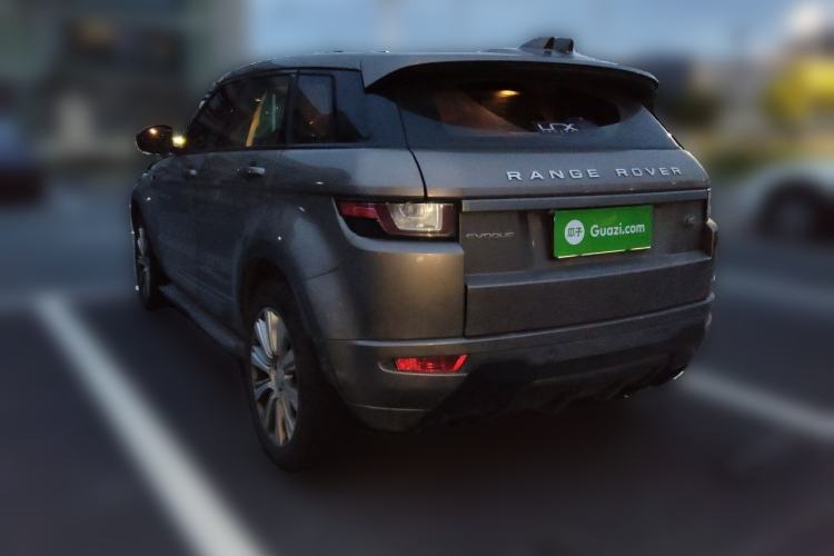 Used Land Rover Range Evoque 2018 240 PS SE Smart Brilliance Edition Rear Left 45 Deg