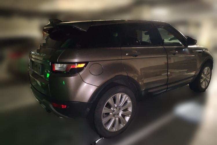 Used Land Rover Range Evoque 2018 240 PS SE Smart Brilliance Edition Rear Right 45 Deg
