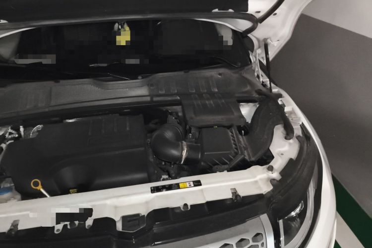 Used Land Rover Range Evoque 2018 240 PS SE Smart Brilliance Edition Engine Bay Left