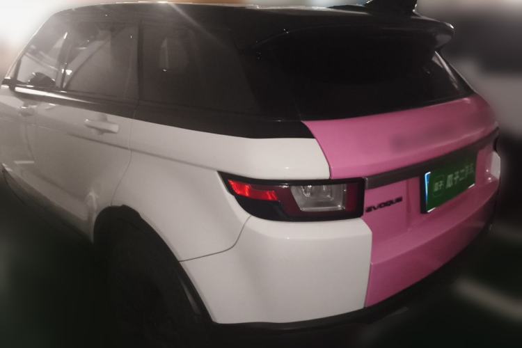 Used Land Rover Range Evoque 2018 240 PS SE Smart Brilliance Edition Rear Left 45 Deg