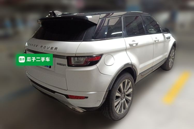 Used Land Rover Range Evoque 2018 240 PS SE Smart Brilliance Edition Rear Right 45 Deg
