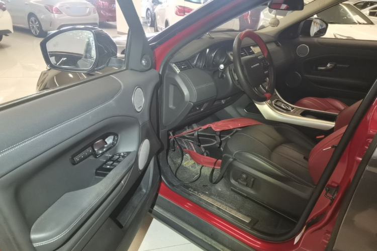 Used Land Rover Range Evoque 2018 240 PS SE DYNAMIC Smart Edition Driver Seat