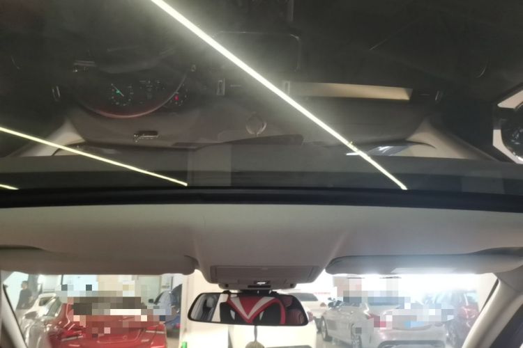 Used Land Rover Range Evoque 2018 240 PS SE DYNAMIC Smart Edition Headliner