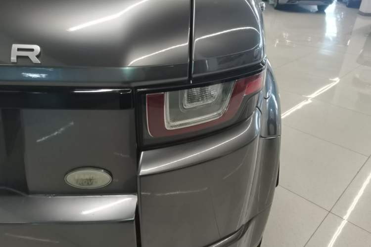 Used Land Rover Range Evoque 2018 240 PS SE DYNAMIC Smart Edition Right Rear Taillight