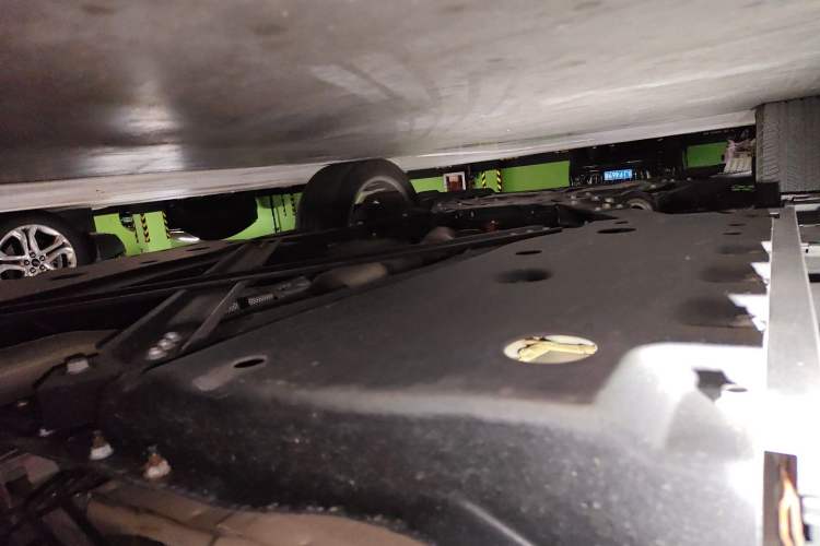 Used Land Rover Range Evoque 2018 240 PS HSE DYNAMIC Convertible Chassis Rear Left