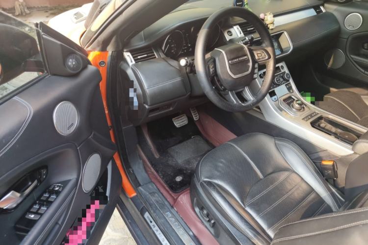 Used Land Rover Range Evoque 2018 240 PS HSE DYNAMIC Convertible Driver Seat