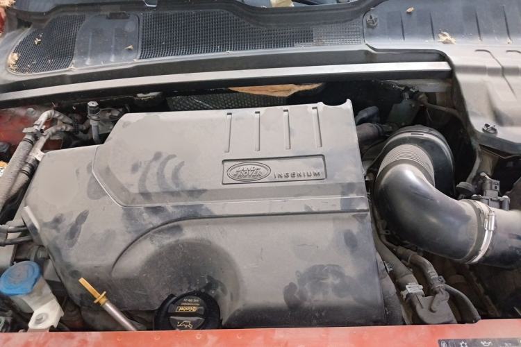 Used Land Rover Range Evoque 2018 240 PS HSE DYNAMIC Convertible Engine Bay