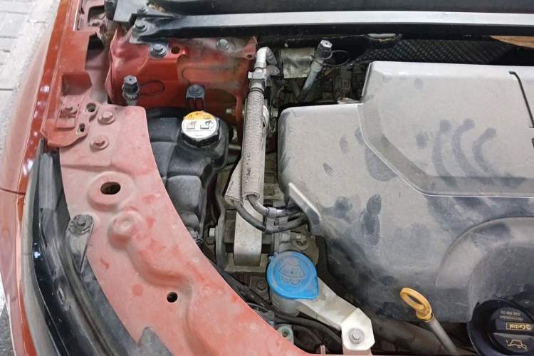 Used Land Rover Range Evoque 2018 240 PS HSE DYNAMIC Convertible Engine Bay Right