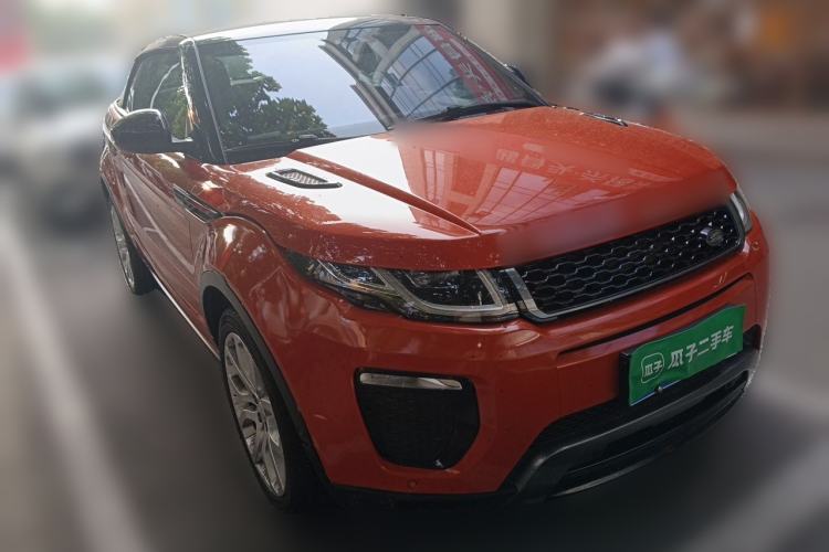 Used Land Rover Range Evoque 2018 240 PS HSE DYNAMIC Convertible Front Right 45 Deg