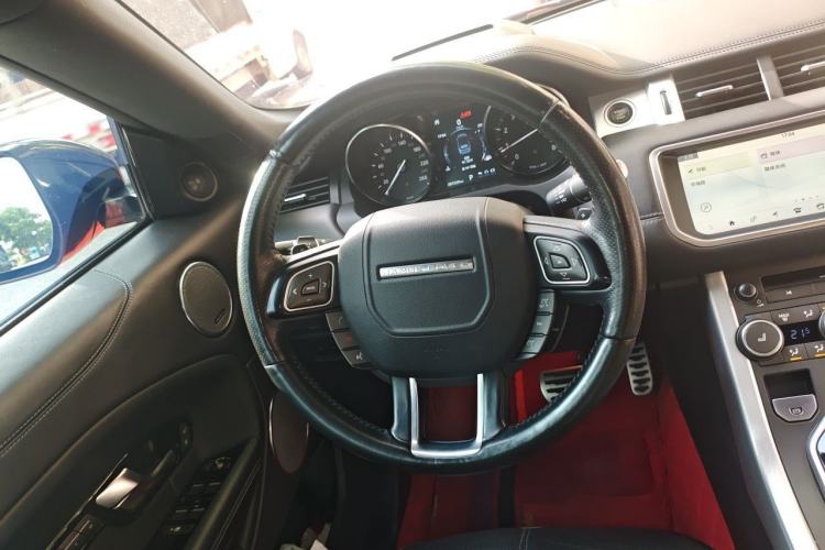 Used Land Rover Range Evoque 2018 240 PS HSE DYNAMIC Convertible Steering Wheel