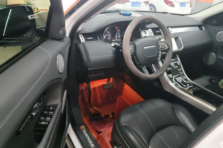 Used Land Rover Range Evoque 2018 240 PS SE DYNAMIC Smart Edition Driver Seat