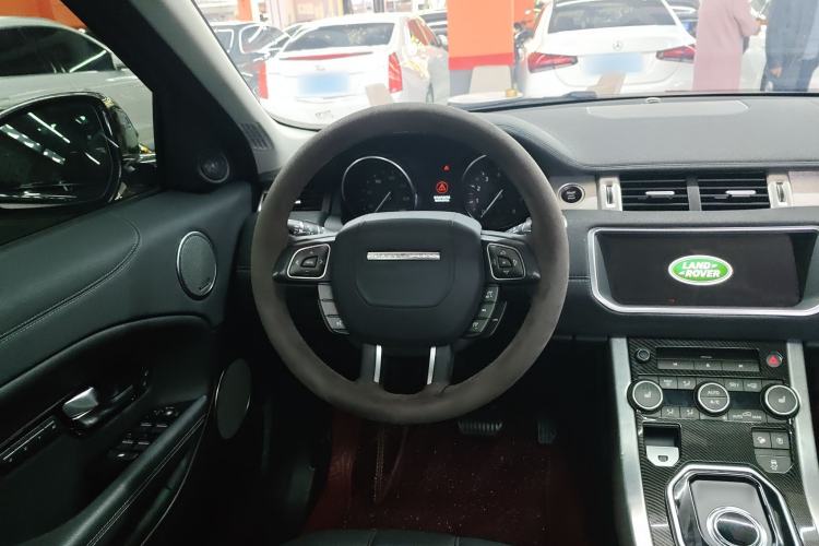 Used Land Rover Range Evoque 2018 240 PS SE DYNAMIC Smart Edition Steering Wheel