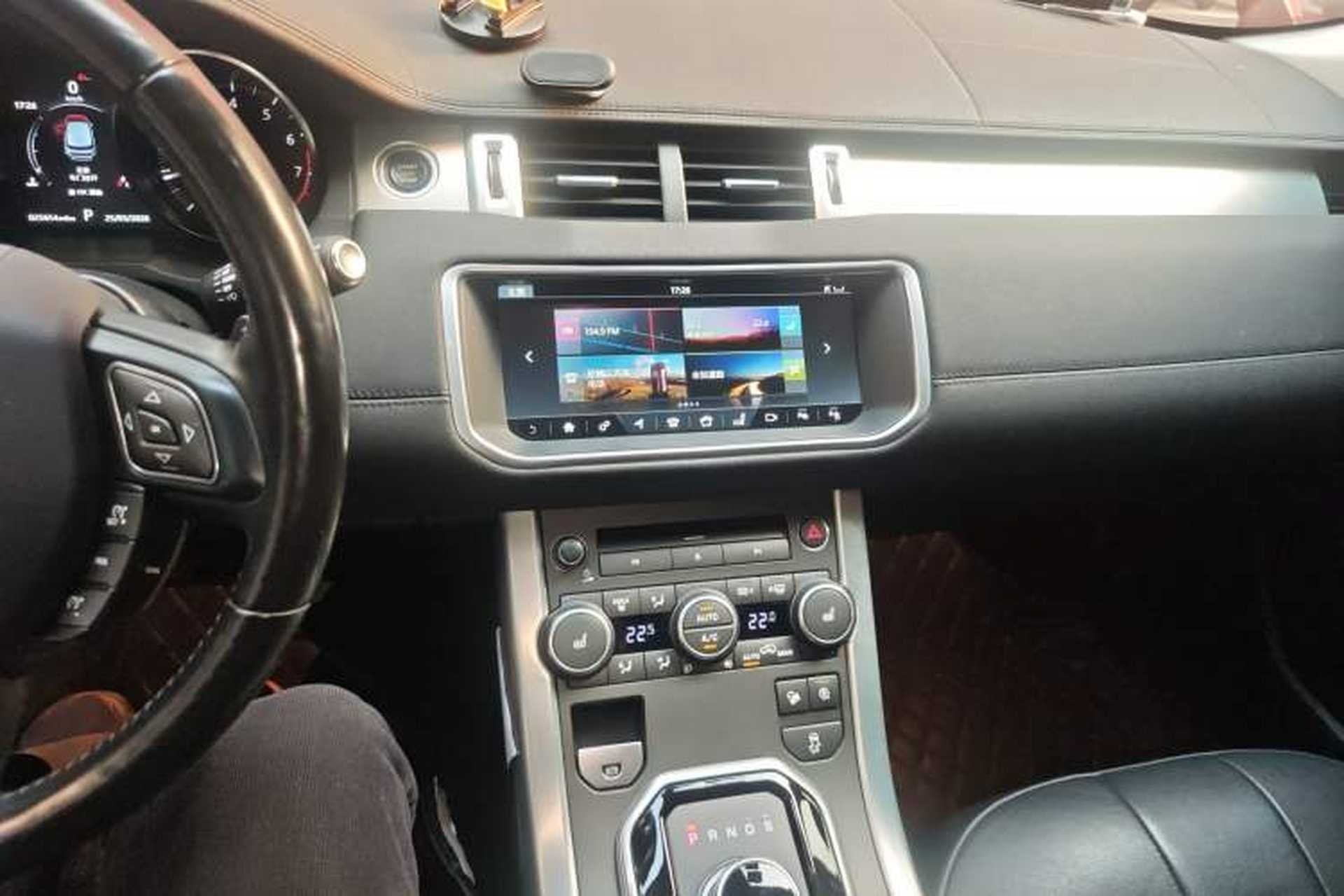 Used Land Rover Range Evoque 2018 240 PS SE Smart Brilliance Edition Audio And AC Panel
