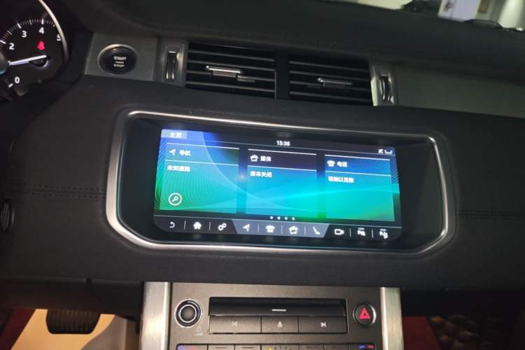 Used Land Rover Range Evoque 2018 240 PS SE Smart Brilliance Edition Audio And AC Panel
