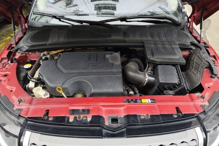 Used Land Rover Range Evoque 2018 240 PS SE Smart Brilliance Edition Engine Bay