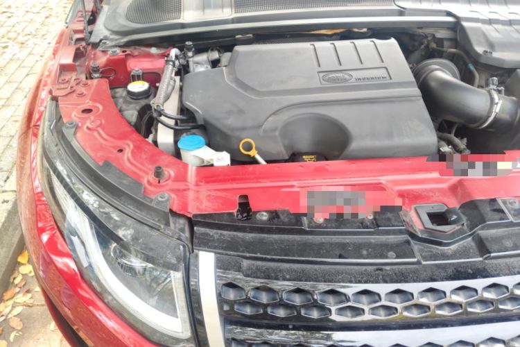Used Land Rover Range Evoque 2018 240 PS SE DYNAMIC Smart Edition Engine Bay Right