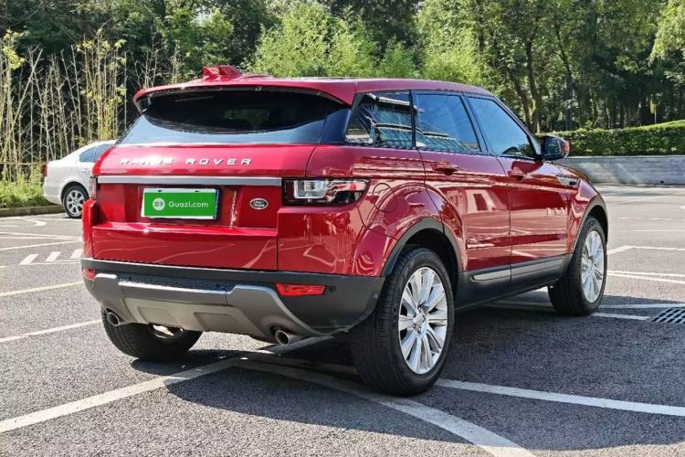Used Land Rover Range Evoque 2018 240 PS SE Smart Brilliance Edition Exterior 4