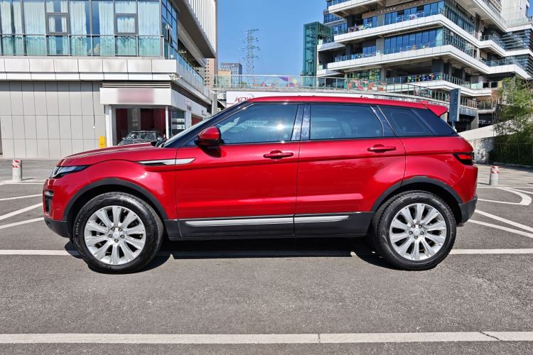 Used Land Rover Range Evoque 2018 240 PS SE Smart Brilliance Edition Exterior 6