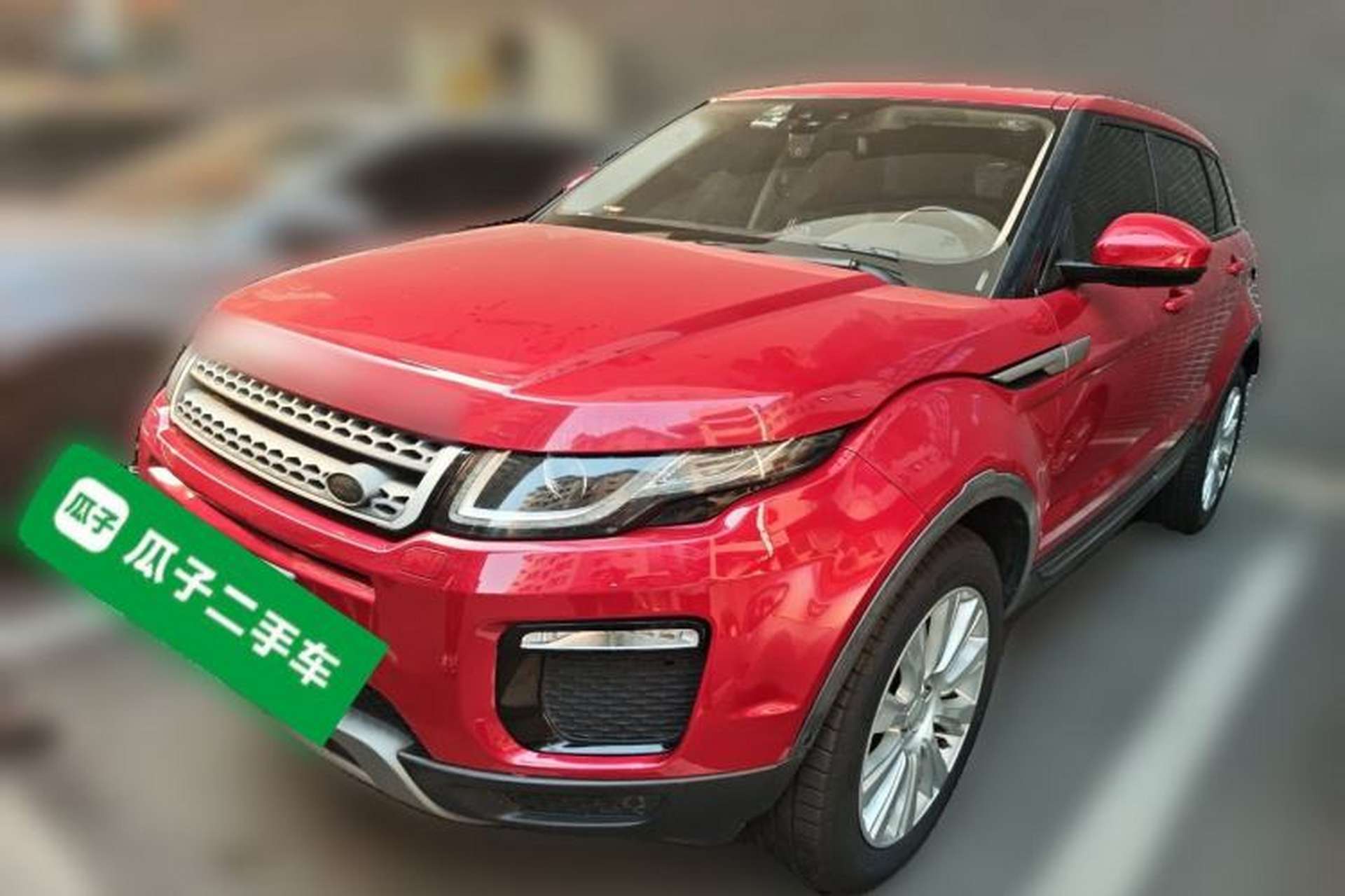 Used Land Rover Range Evoque 2018 240 PS SE Smart Brilliance Edition Front Left 45 Deg