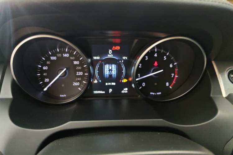 Used Land Rover Range Evoque 2018 240 PS SE Smart Brilliance Edition Instrument Cluster