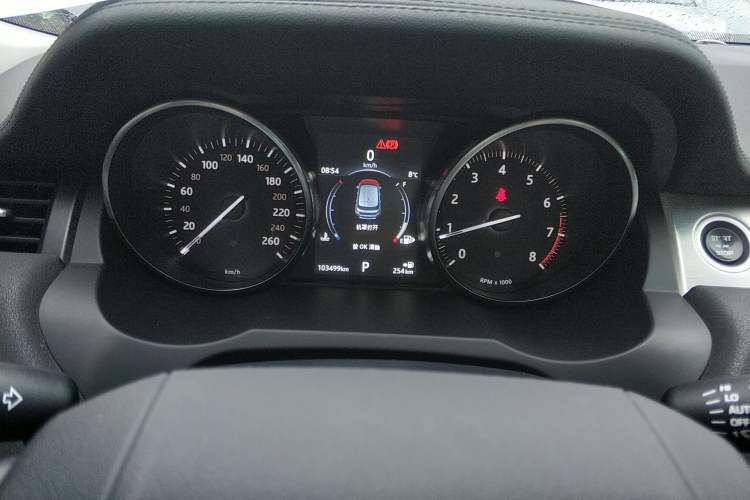 Used Land Rover Range Evoque 2018 240PS PURE Style Edition Instrument Cluster