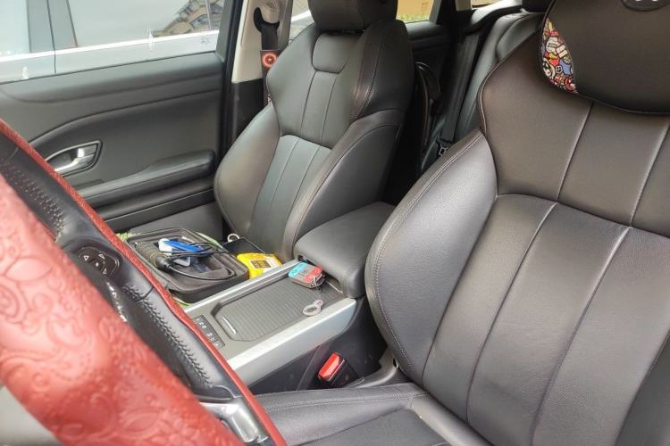Used Land Rover Range Evoque 2018 240 PS SE Smart Brilliance Edition Left Front Seat
