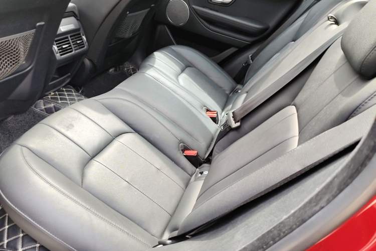 Used Land Rover Range Evoque 2018 240 PS SE Smart Brilliance Edition Left Rear Seat