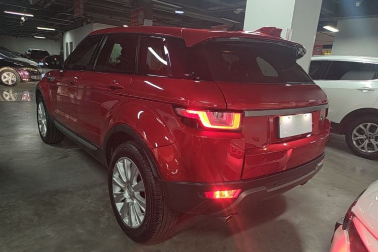 Used Land Rover Range Evoque 2018 240 PS SE Smart Brilliance Edition Rear Left 45 Deg