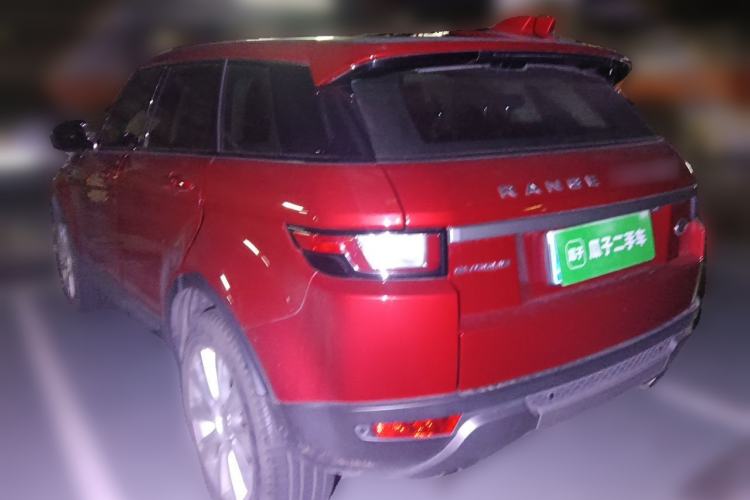 Used Land Rover Range Evoque 2018 240 PS SE Smart Brilliance Edition Rear Left 45 Deg