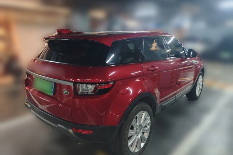 Used Land Rover Range Evoque 2018 240 PS SE Smart Brilliance Edition Rear Right 45 Deg