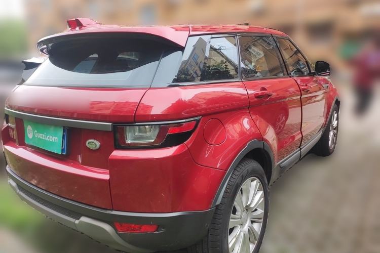 Used Land Rover Range Evoque 2018 240 PS SE Smart Brilliance Edition Rear Right 45 Deg
