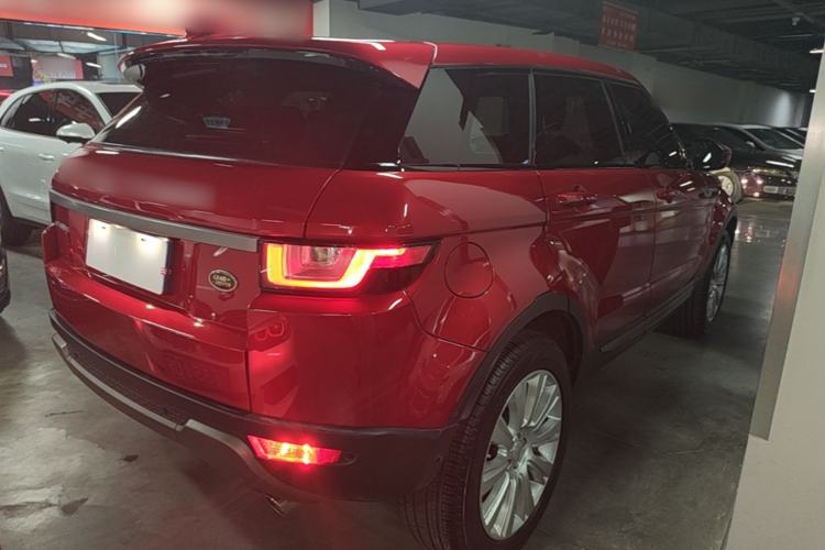 Used Land Rover Range Evoque 2018 240 PS SE Smart Brilliance Edition Rear Right 45 Deg