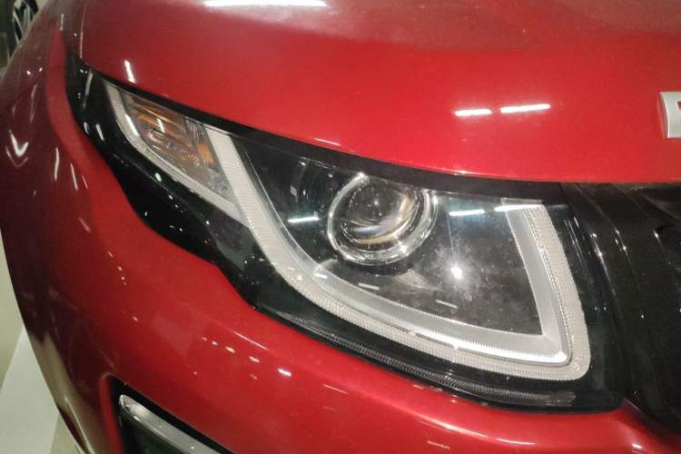 Used Land Rover Range Evoque 2018 240 PS SE Smart Brilliance Edition Right Front Headlight
