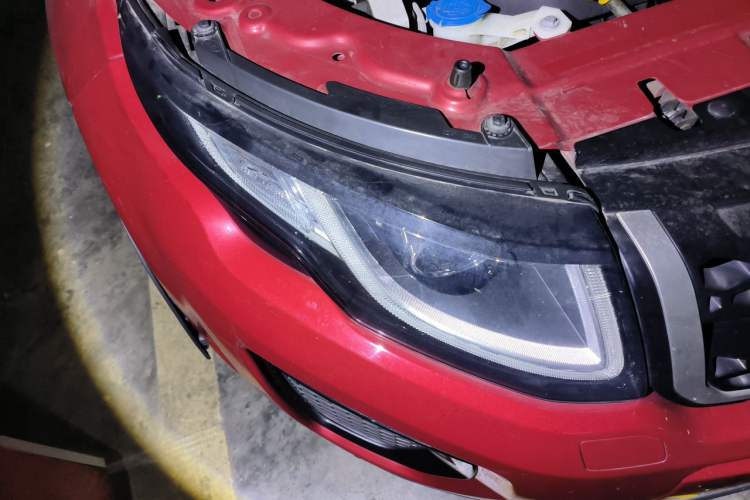 Used Land Rover Range Evoque 2018 240 PS SE DYNAMIC Smart Edition Right Front Headlight
