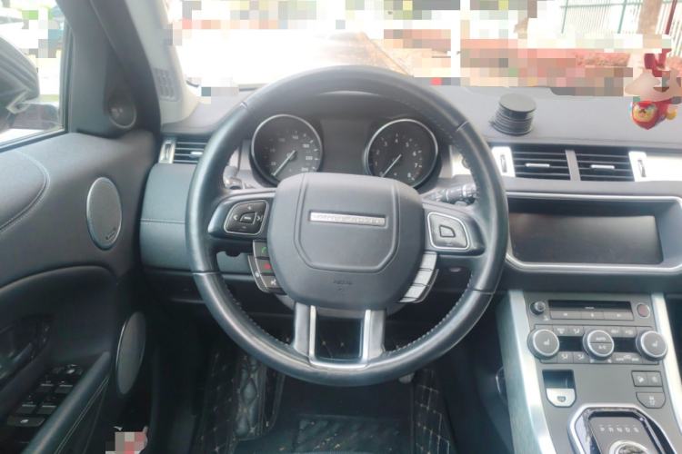 Used Land Rover Range Evoque 2018 240 PS SE DYNAMIC Smart Edition Steering Wheel
