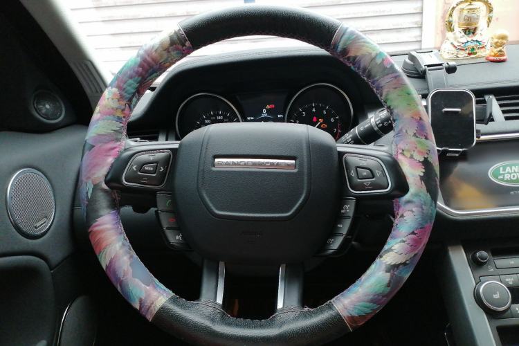 Used Land Rover Range Evoque 2018 240 PS SE Smart Brilliance Edition Steering Wheel