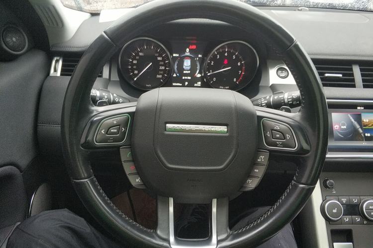 Used Land Rover Range Evoque 2018 240PS PURE Style Edition Steering Wheel