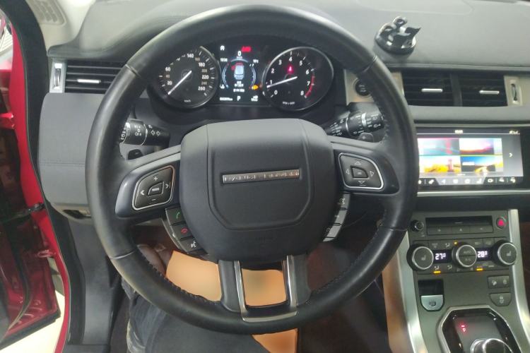 Used Land Rover Range Evoque 2018 240 PS SE Smart Brilliance Edition Steering Wheel