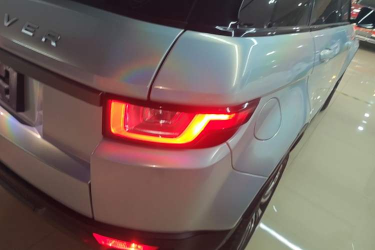 Used Land Rover Range Evoque 2018 240 PS SE Smart Brilliance Edition Right Rear Taillight
