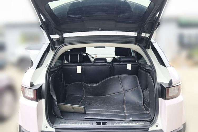 Used Land Rover Range Evoque 2018 240 PS SE Smart Brilliance Edition Trunk
