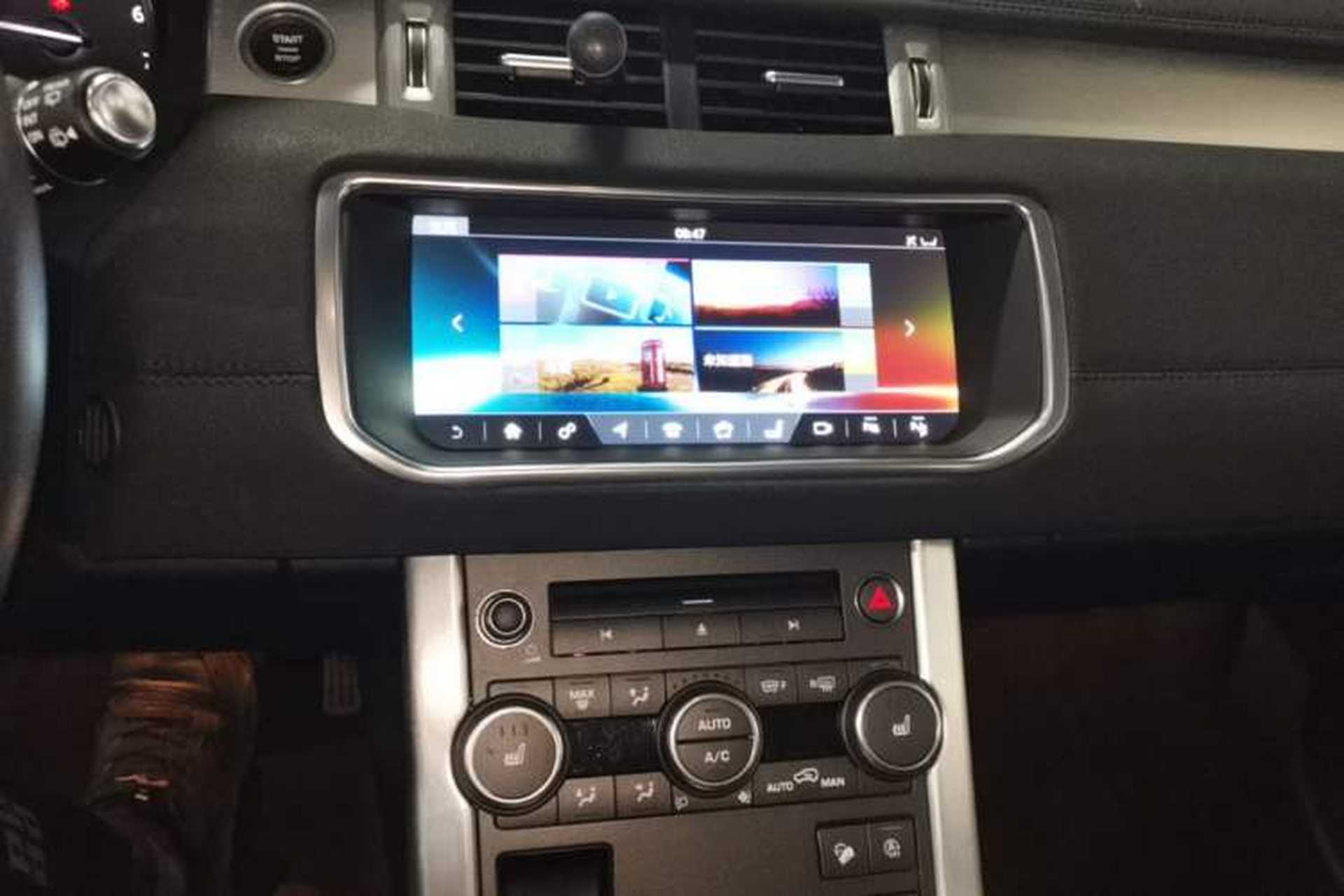 Used Land Rover Range Evoque 2018 240 PS SE Smart Brilliance Edition Audio And AC Panel
