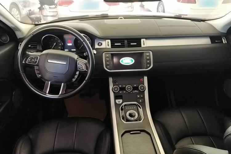 Used Land Rover Range Evoque 2018 240PS PURE Style Edition Center Console