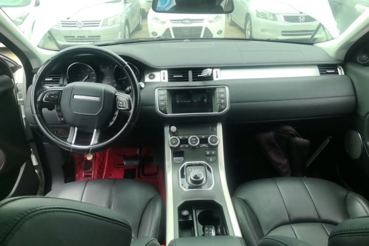 Used Land Rover Range Evoque 2018 200PS PURE New Fashion Edition Center Console