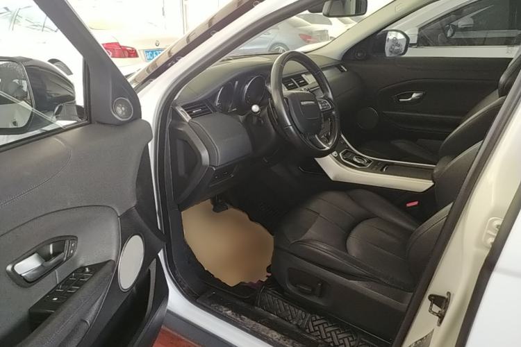 Used Land Rover Range Evoque 2018 240PS PURE Style Edition Driver Seat