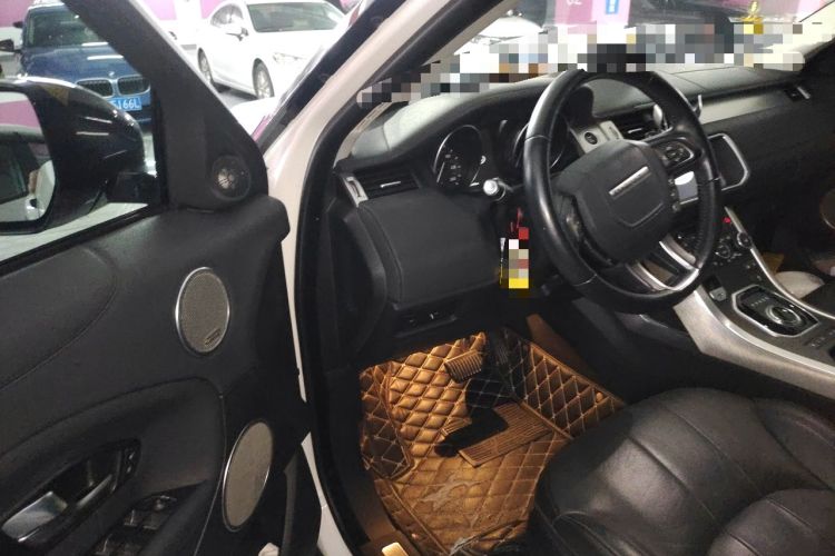 Used Land Rover Range Evoque 2018 240 PS SE Smart Brilliance Edition Driver Seat