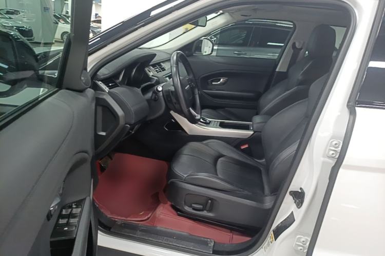 Used Land Rover Range Evoque 2018 200PS PURE New Fashion Edition Driver Seat