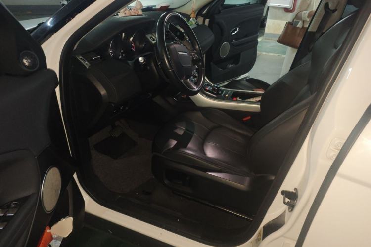 Used Land Rover Range Evoque 2018 200PS PURE New Fashion Edition Driver Seat