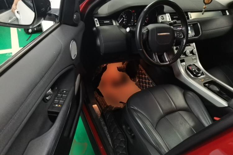 Used Land Rover Range Evoque 2018 240 PS SE Smart Brilliance Edition Driver Seat