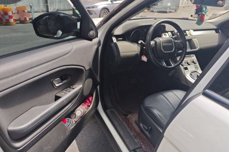 Used Land Rover Range Evoque 2018 240PS PURE Style Edition Driver Seat